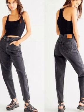 Levi's Women's Black High loose taper fit Jeans